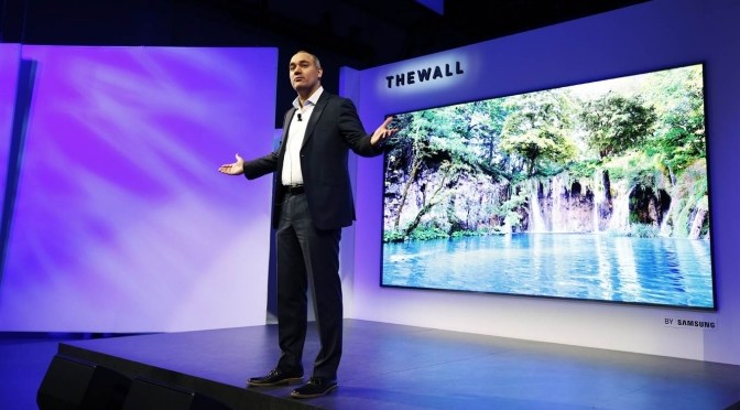 Samsung presentó un televisor que es una pared: 146 pulgadas de tamaño