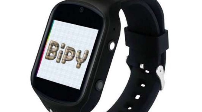 Llegó a la Argentina Bipy: el reloj inteligente que ayuda a la gente mayor